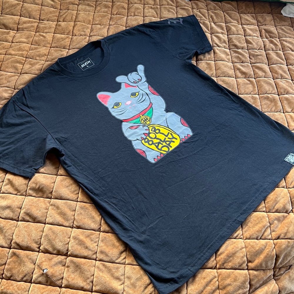 808 All Day Tee Shirt Shaka Cat Large